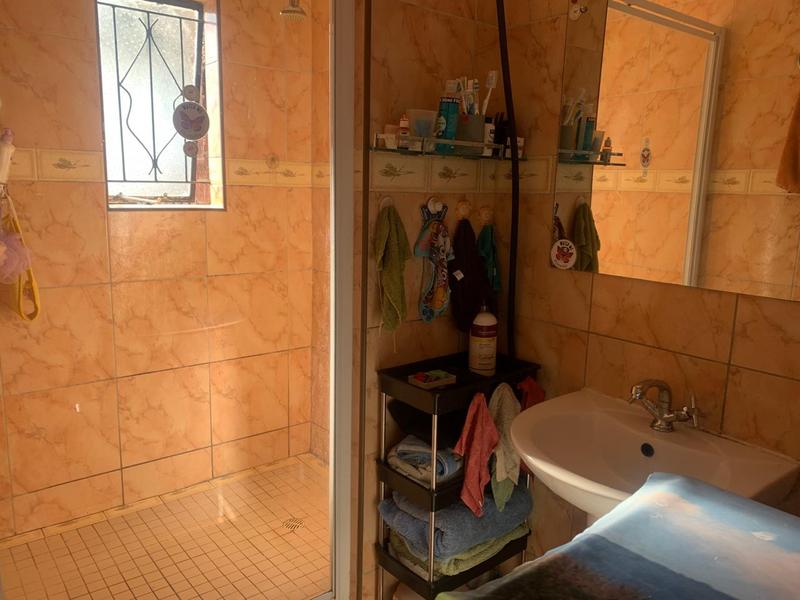 3 Bedroom Property for Sale in Lentegeur Western Cape
